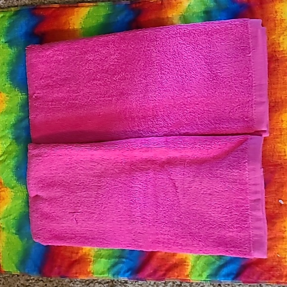 Hello kitty hand towels - Picture 2 of 3